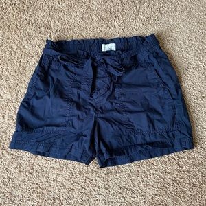 Women’s Lou & Grey shorts with ribbon belt